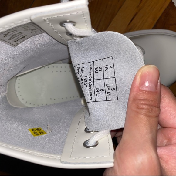 1460 MONO SMOOTH LEATHER LACE UP BOOTS - Picture 4 of 4